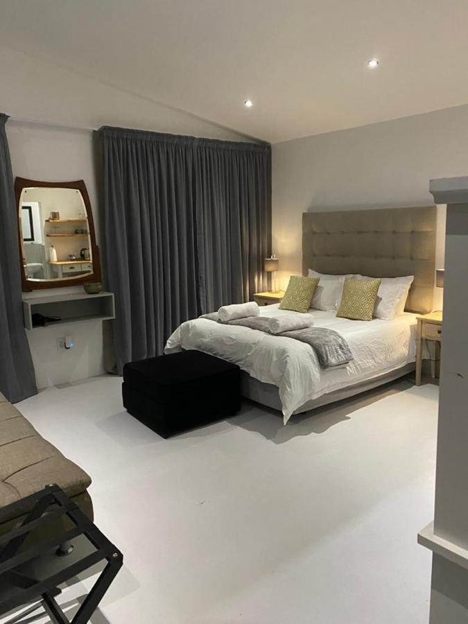 Miles House Daire George Dış mekan fotoğraf